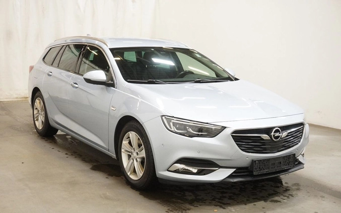 Opel Insignia cena 73800 przebieg: 170000, rok produkcji 2017 z Gdańsk małe 79